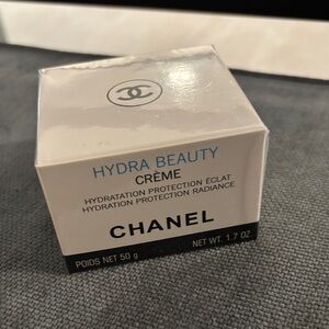 CHANEL Hydra Beauty Crème - White and Black